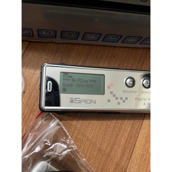 Spion Spy Wireless Voice, Voice Recorder USB Digital With FM MP3 Player 1GB TE28 - Picture 6 of 7